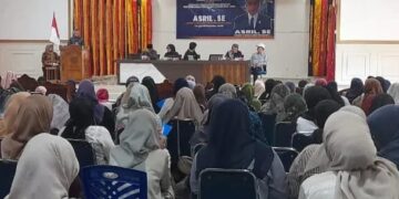 Siap bantu Pelaku Usaha Makanan Tradisional, Anggota DPRD Sumbar Asril Gelar Sosper No. 14 tahun 2018