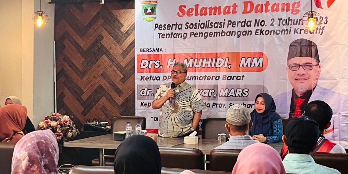 Ketua DPRD Sumbar Muhidi Sosialisasikan Perda No. 2 Tahun 2023 kepada Warga Padang Selatan dan Padang Timur