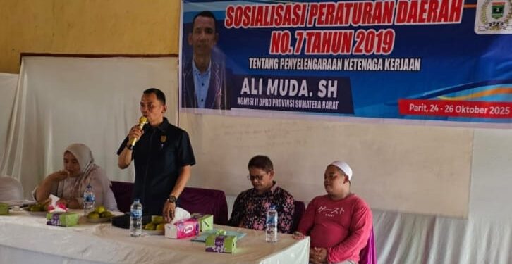 Anggota DPRD Sumbar Ali Muda Sosialisasikan Perda Ketenagakerjaan di Koto Balingka Pasbar